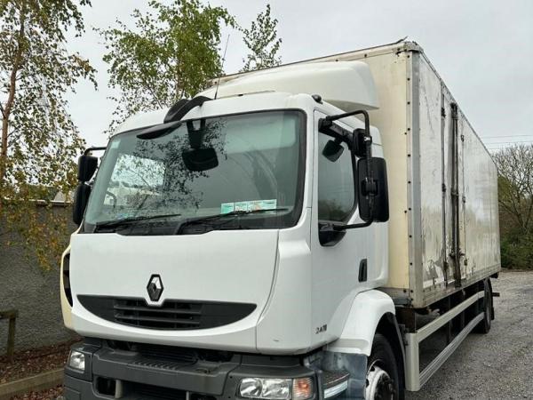 RENAULT PREMIUM